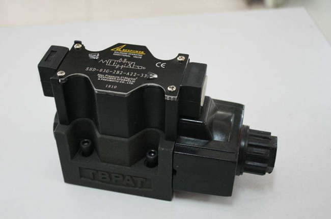 台湾REXPOWER锐利电磁阀